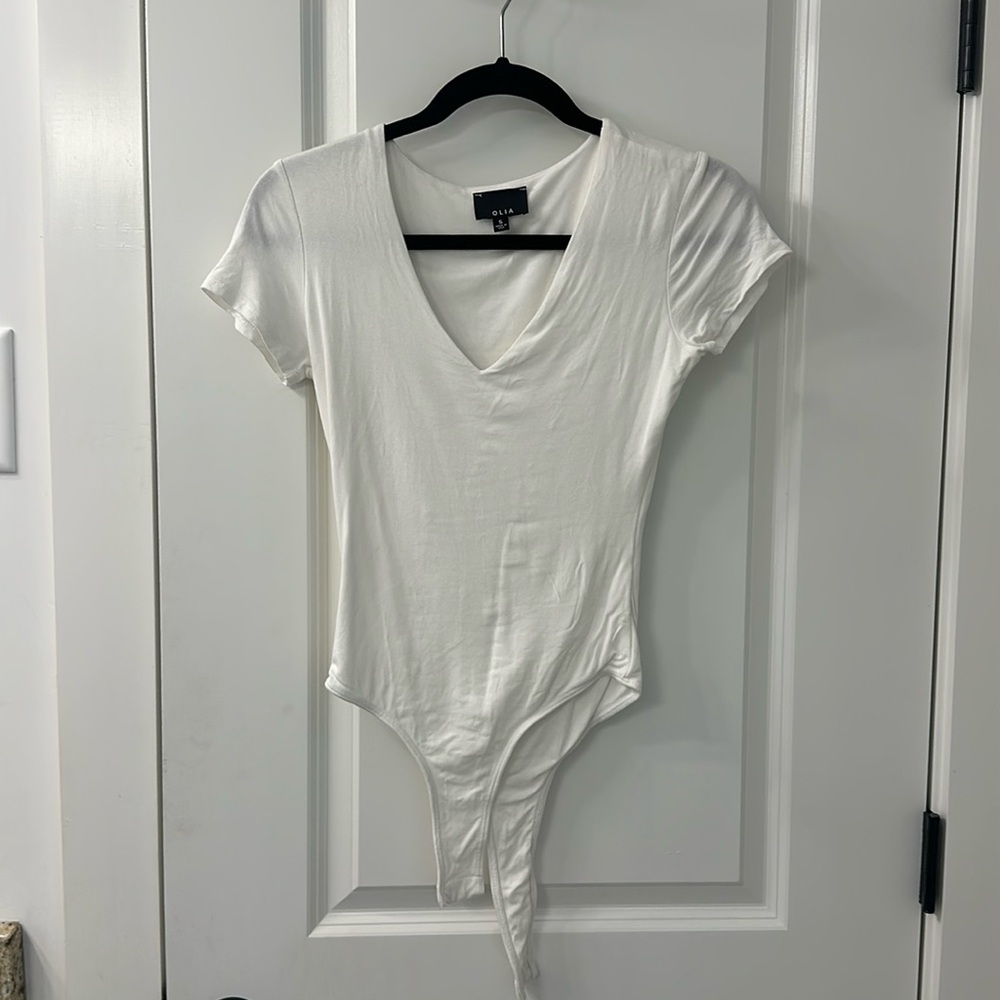 White v neck body suit